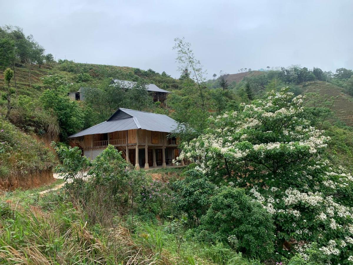 ホテル Nam Ly Retreat ハザン エクステリア 写真