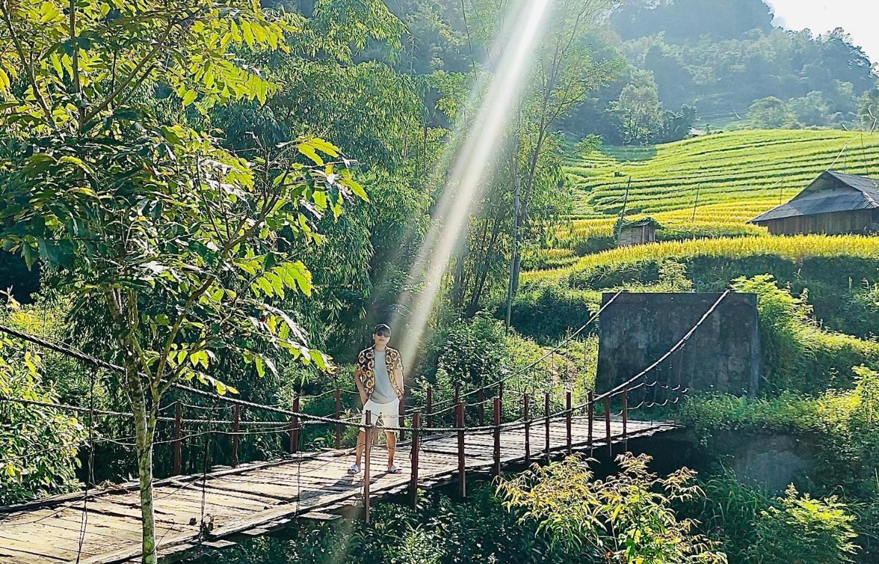 ホテル Nam Ly Retreat ハザン エクステリア 写真